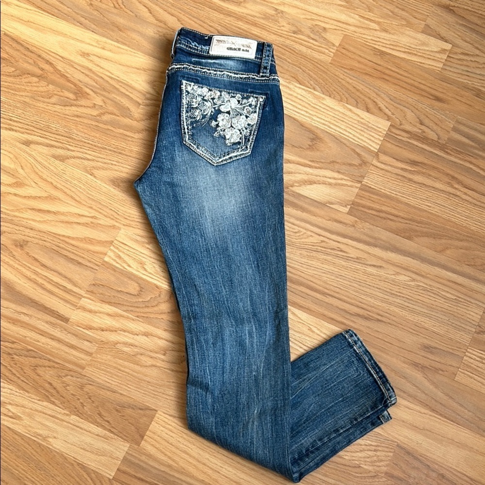 Grace Blue Embroidered Women's Jeans great condition